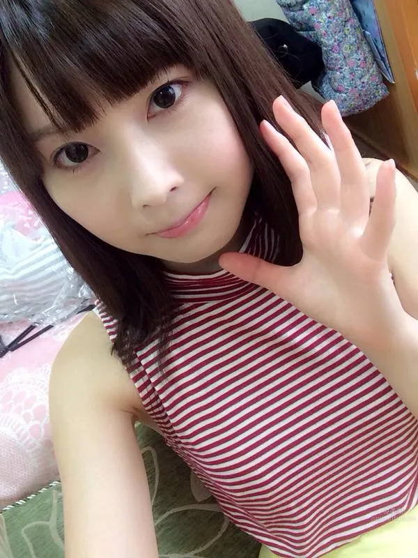彩城優裡菜(彩城ゆりな)- 可愛私房照 16