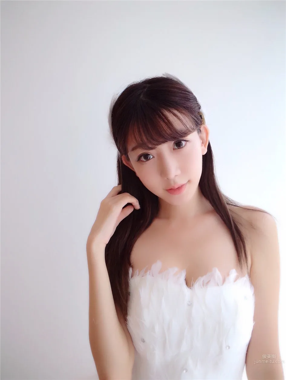 陈潇- 性感美女CJ2015绝色美照_8