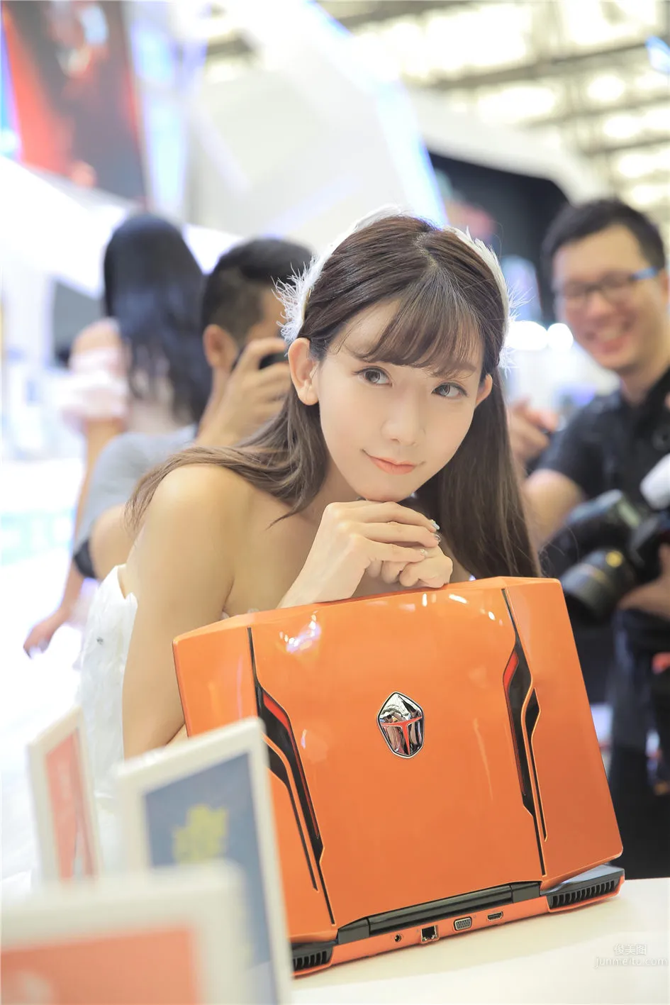 陳潇- 性感美女CJ2015絕色美照 16
