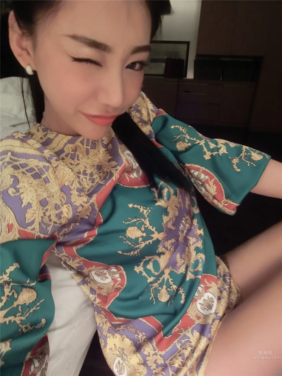 金美辛- 妖媚生活照_31
