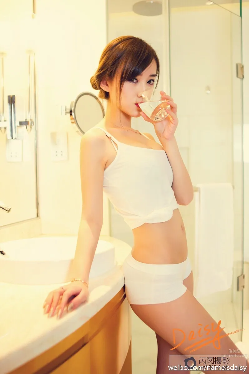 李玉潔Daisy-氣質美女私房照合集 54