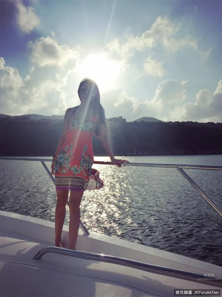 Celine Chung- 35E的谷胸「武則天」 19