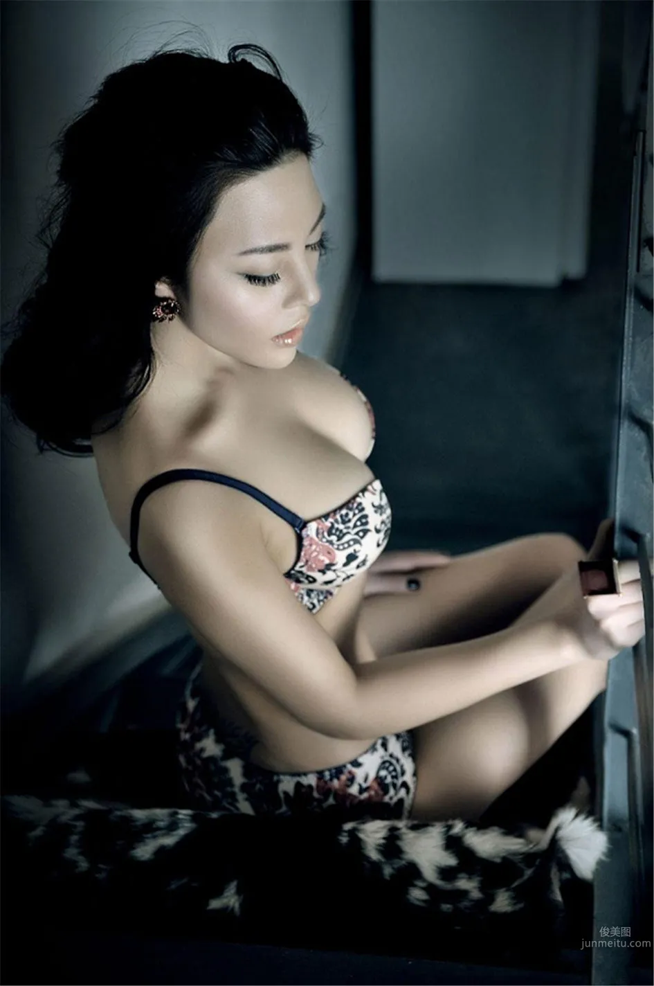 馮雨芝- 長腿美女性感藝術照 29