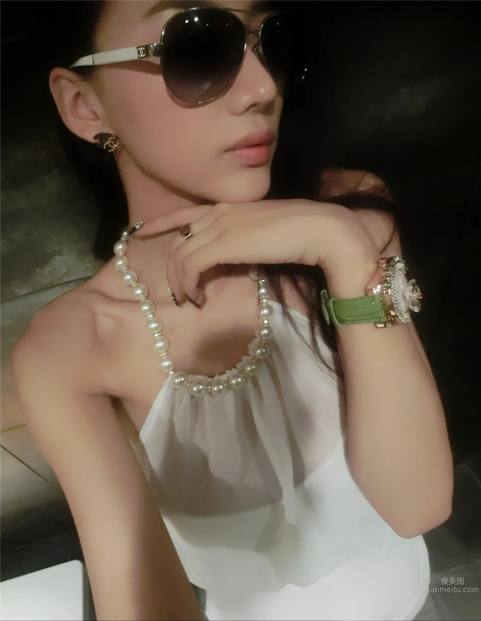 金美辛- 妖媚生活照_5