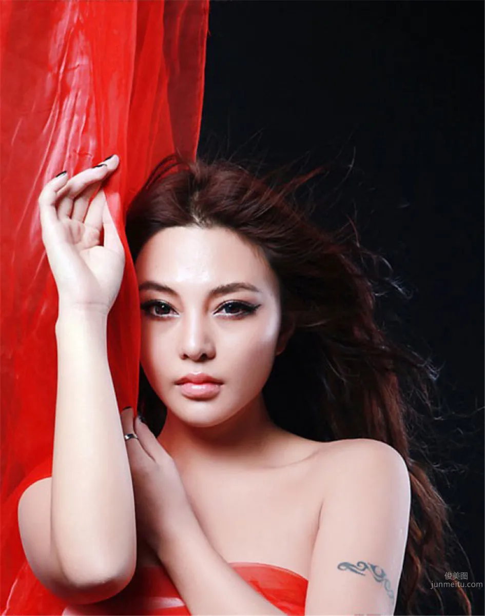 馮雨芝- 長腿美女性感藝術照 4
