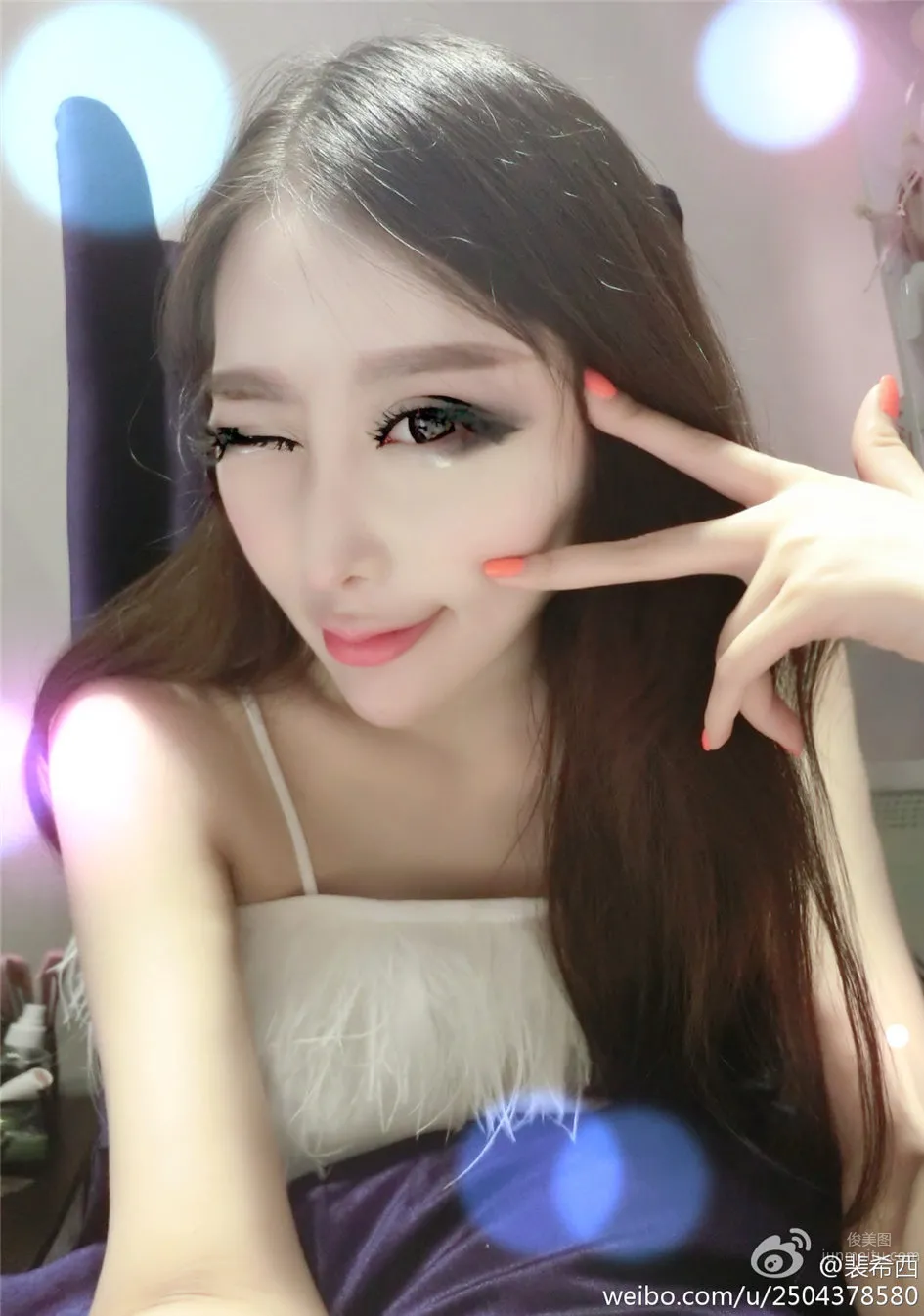 裴希西- 性感小美女酥胸自拍圖片 33