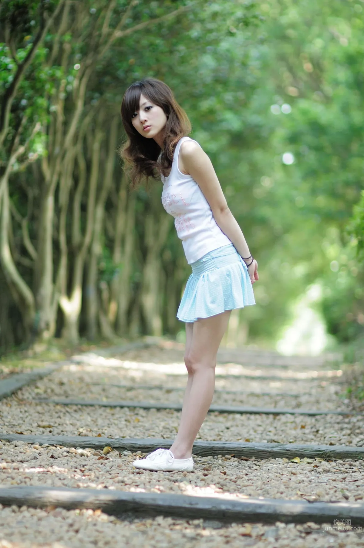 张凯洁- 台湾清纯美女果子MM@陽明山美軍宿舍 (一）_6