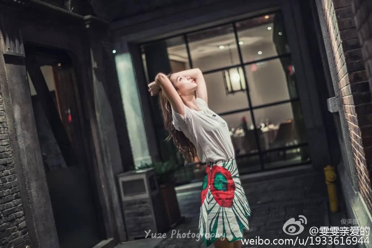 吳麗雯- 氣質車模私房照 29