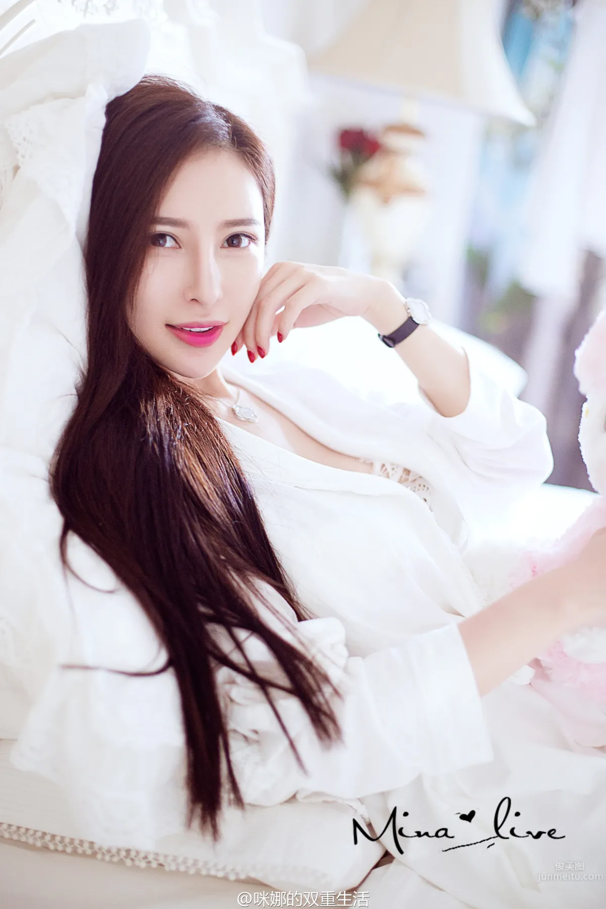 咪娜Mina- 气质女神私房照_0