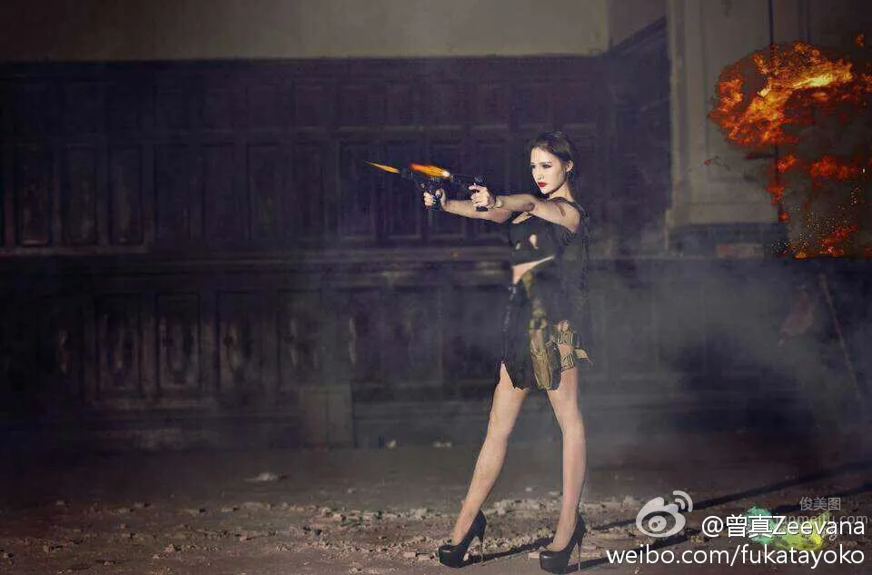 曾真Zeevana- G奶女神性感寫真圖片 10