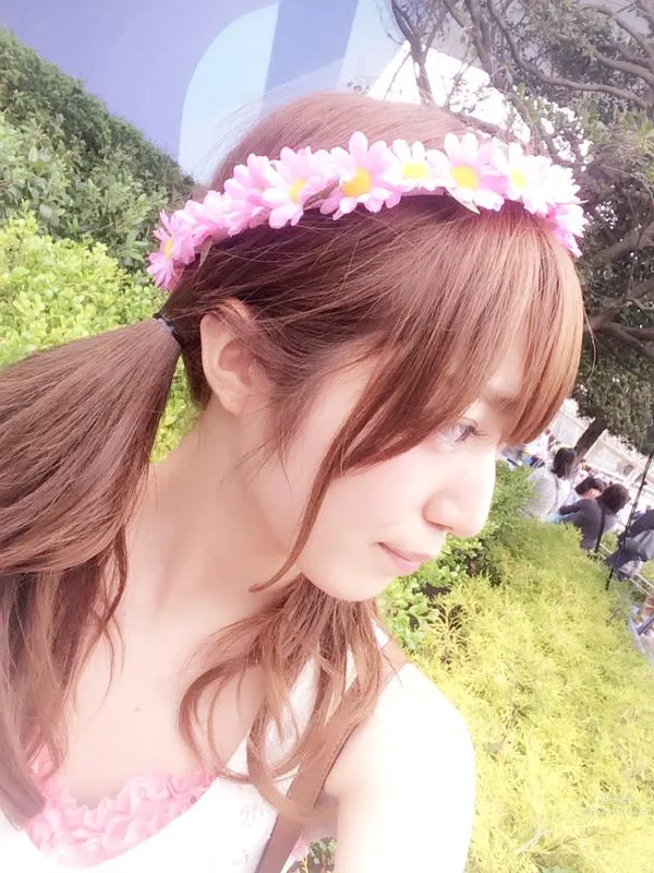 吉田桃美(吉田ももみ)- “才色兼备”新美女私房照_0
