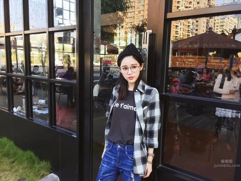 陳玟予- 白皙美腿甜美臉蛋超迷人!! 41