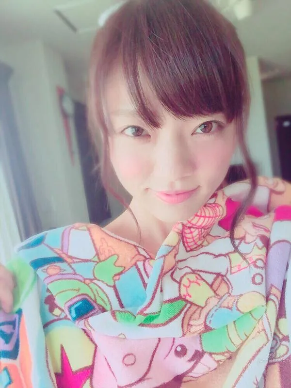 平塚奈菜- 波濤洶湧的私房照 24