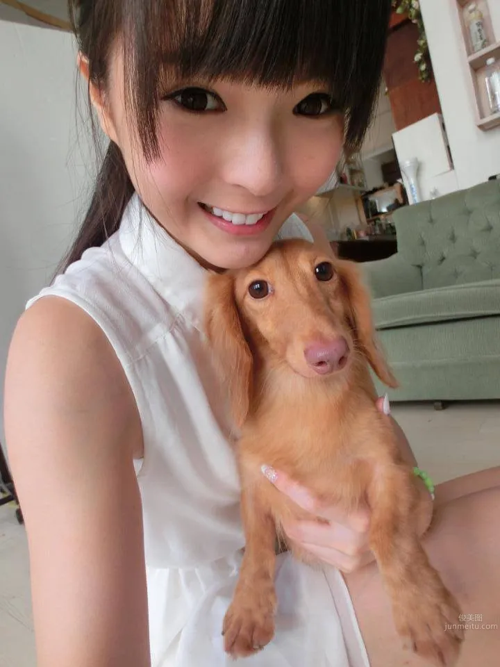 黃沐妍(小豬)- 比基尼大秀養眼美胸超搶鏡! 21