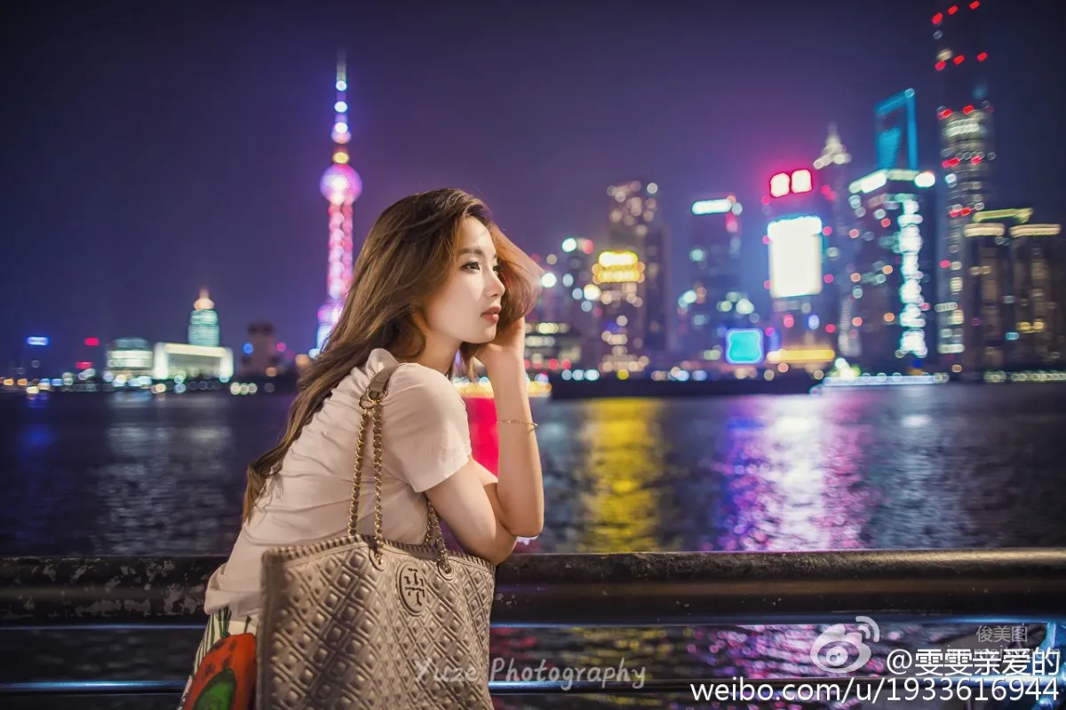 吳麗雯- 氣質車模私房照 27