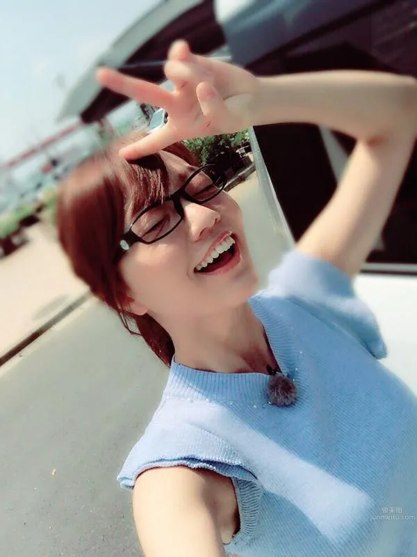 平塚奈菜- 波濤洶湧的私房照 13