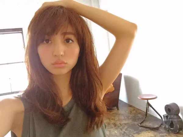 堀田茜- 美腳模特私房照 13
