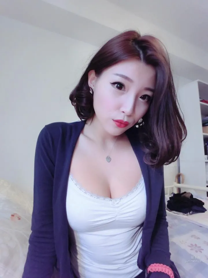 Maribel Witwicky- 脸书网比基尼照片_28