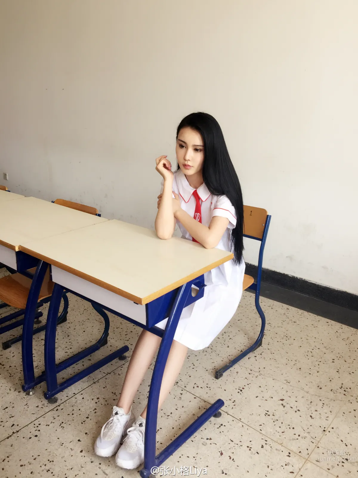 张小格Liya- 唯美写真图片_8