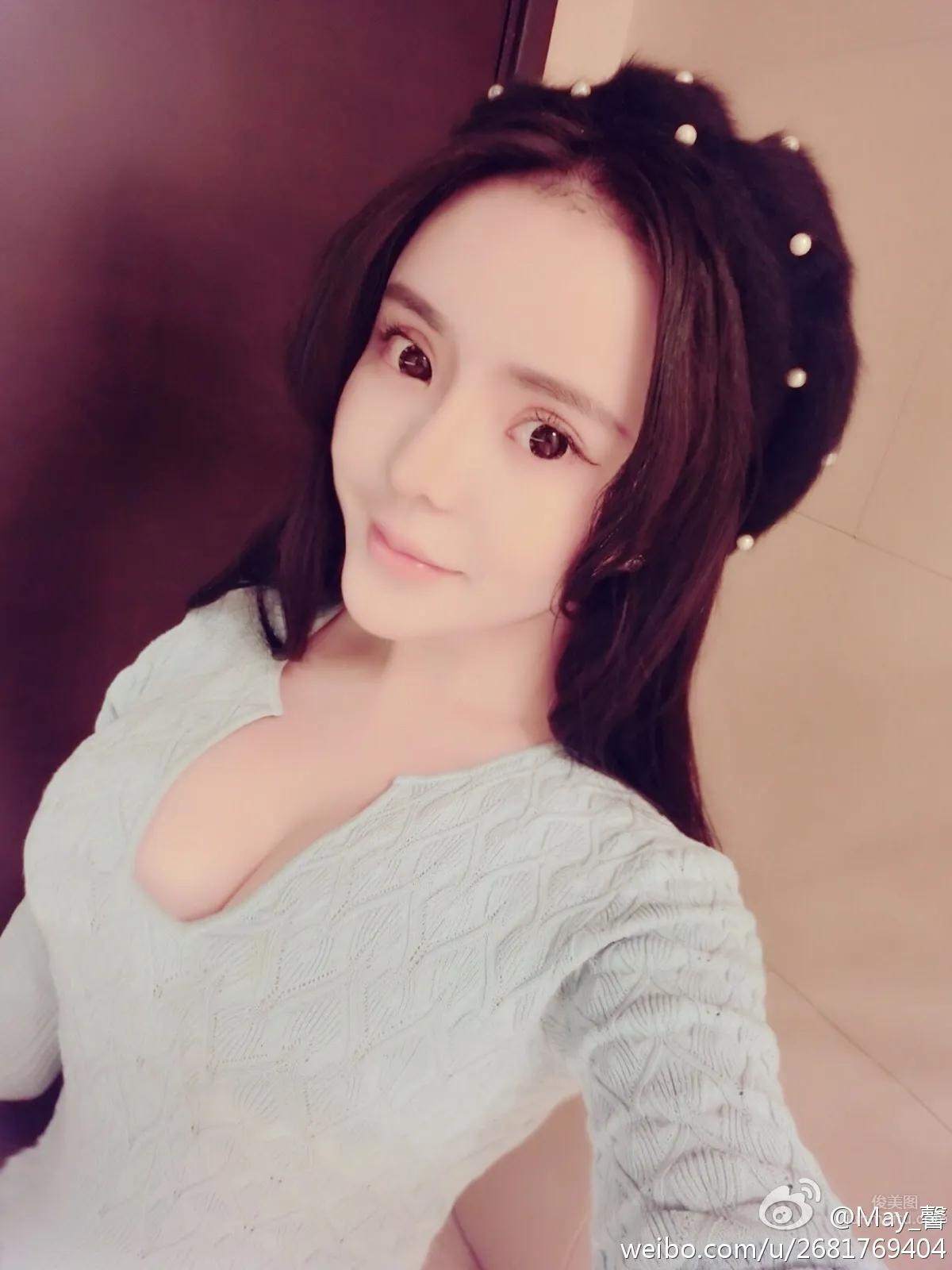 霓梓心iamVee- 白嫩養眼的乖巧妹子 26