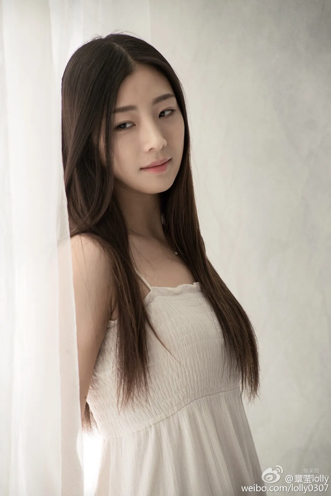 Lolly章瑩- 超養眼氣質美女寫真 23