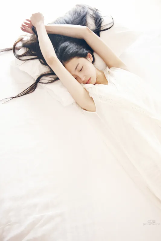 张辛苑- 气质女神唯美写真_31