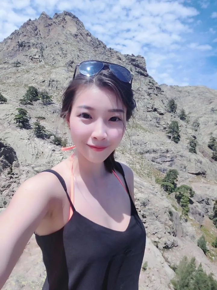 Maribel Witwicky- 脸书网比基尼照片_23