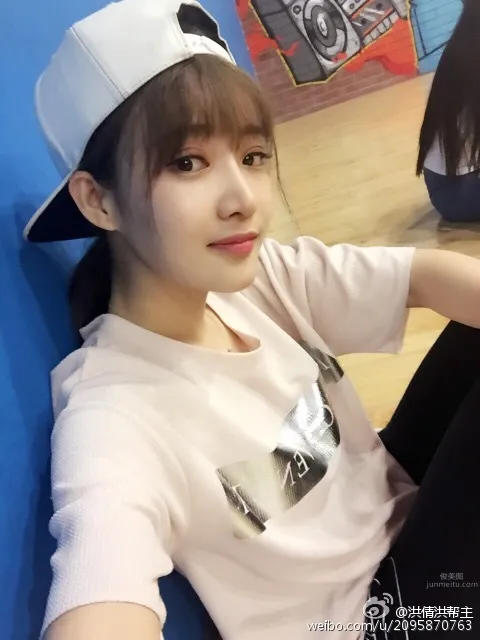 洪倩- 西美人微博私房照 19