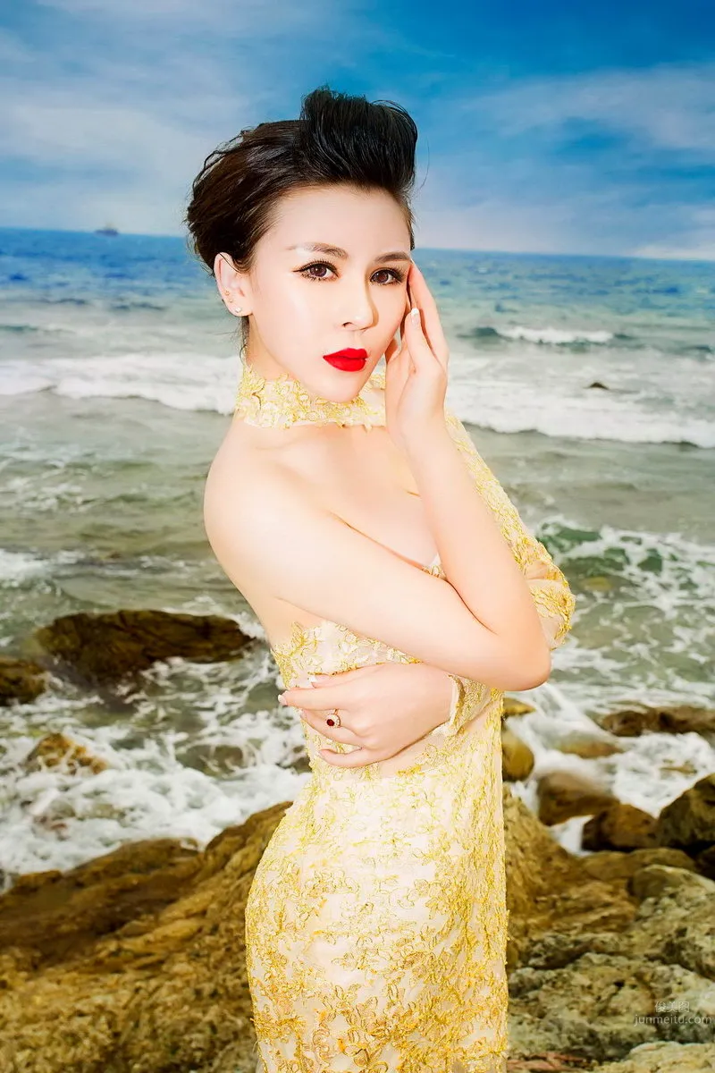 唐嘉倪- 性感比基尼诱惑写真_12