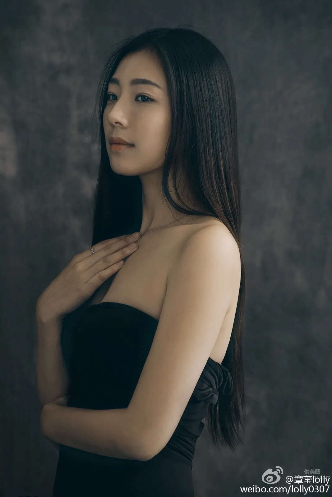 Lolly章瑩- 超養眼氣質美女寫真 19