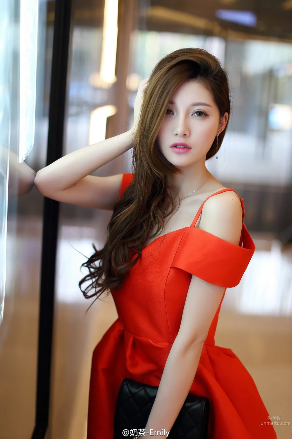 奶茶Emily- 清新養眼外拍特輯 21