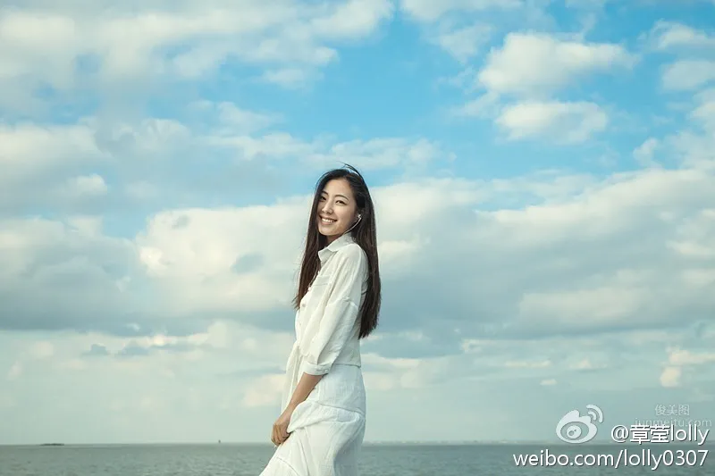 Lolly章瑩- 超養眼氣質美女寫真 54