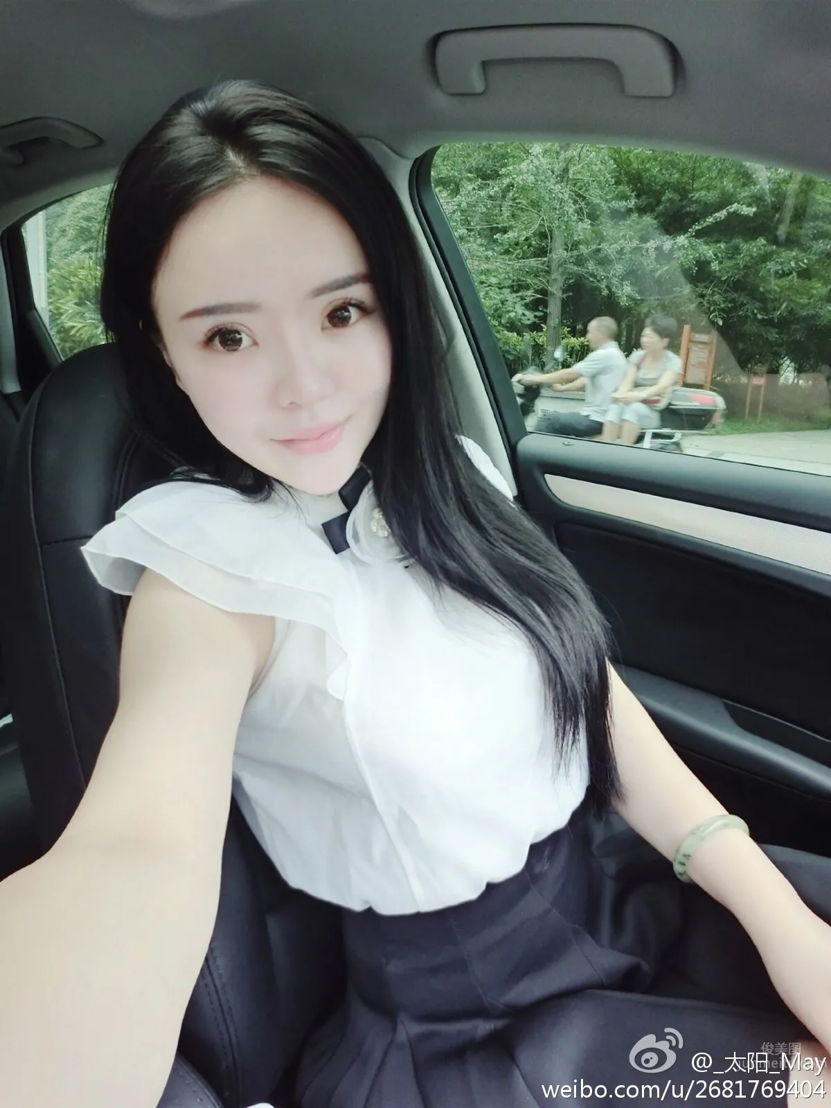 霓梓心iamVee- 白嫩養眼的乖巧妹子 28
