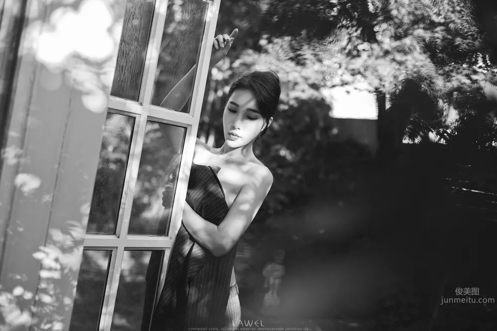 艾敏英(Im Min-Young)- 美豔家居寫真 14