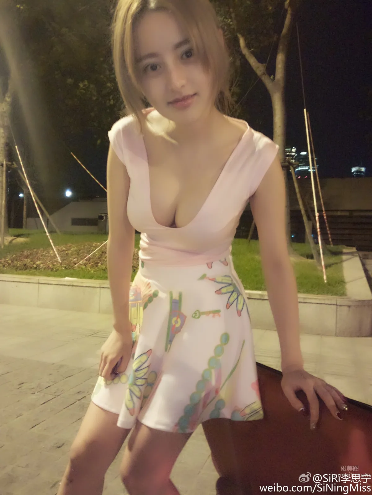 李思甯SiByl- 俏麗美人私房照 17