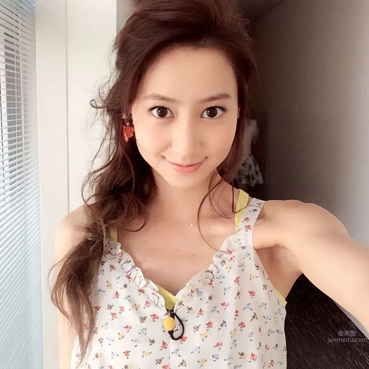 河北麻友子- 氣質人氣麻豆私房照 3