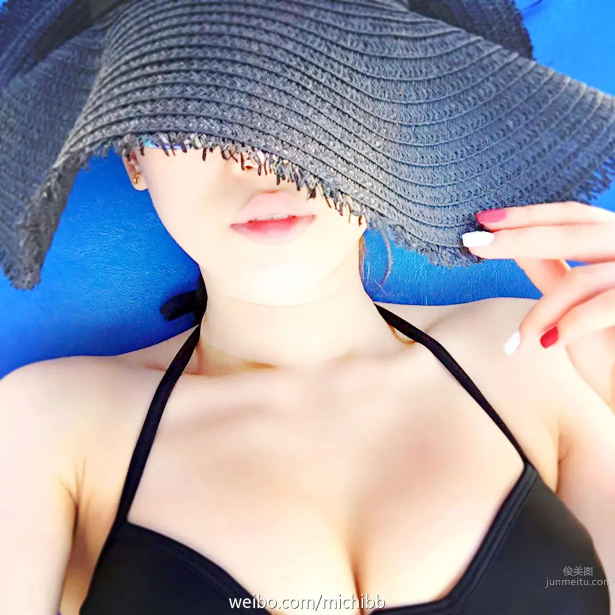 Michi_Ho(何嘉儿)- 微博私房照_3
