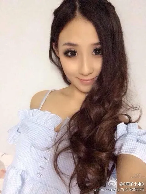 0瘋子小姐0- 微博養眼私房照 19