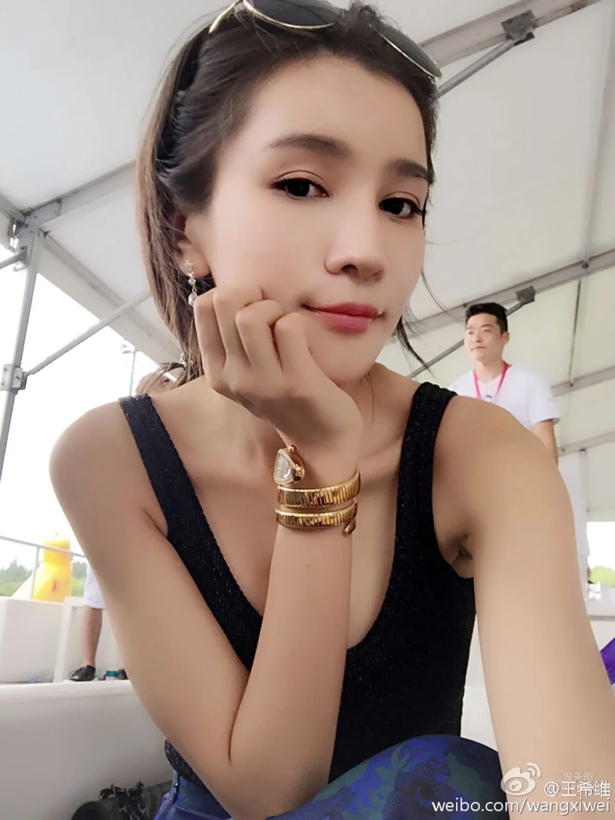 王希维- 气质女神私房照_0