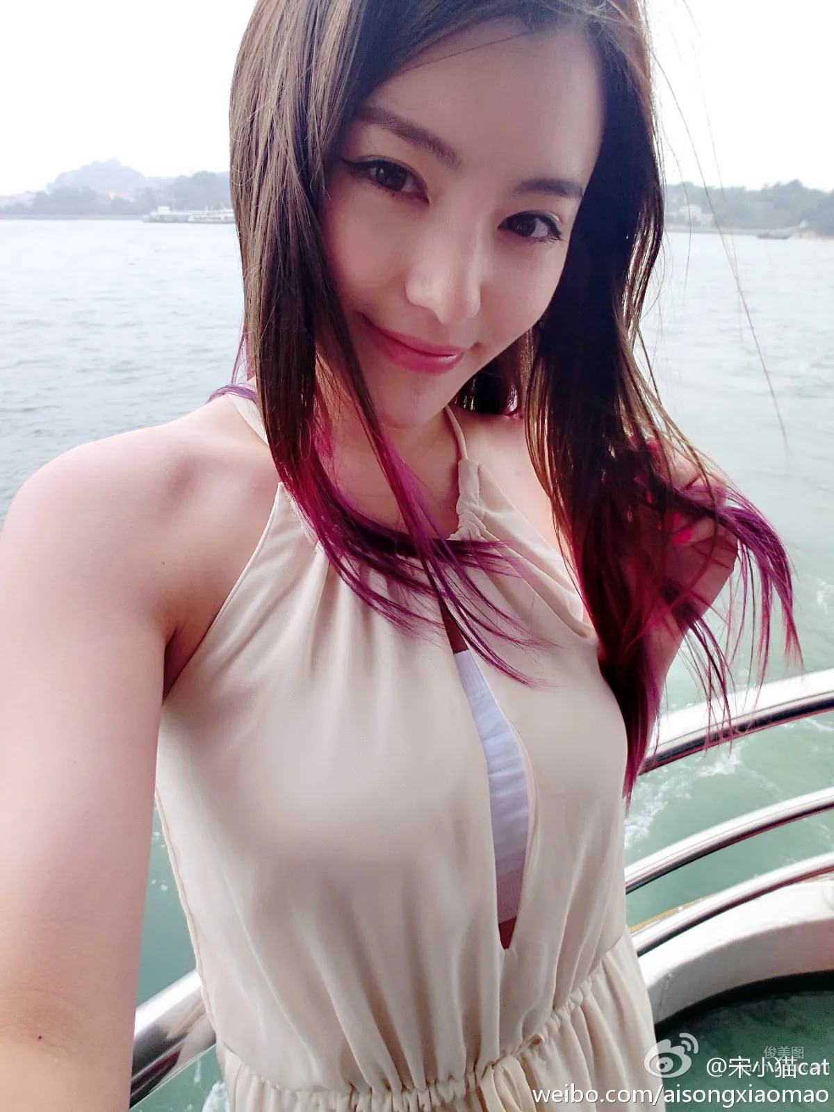 宋小貓cat- 最美胸模私房照 16
