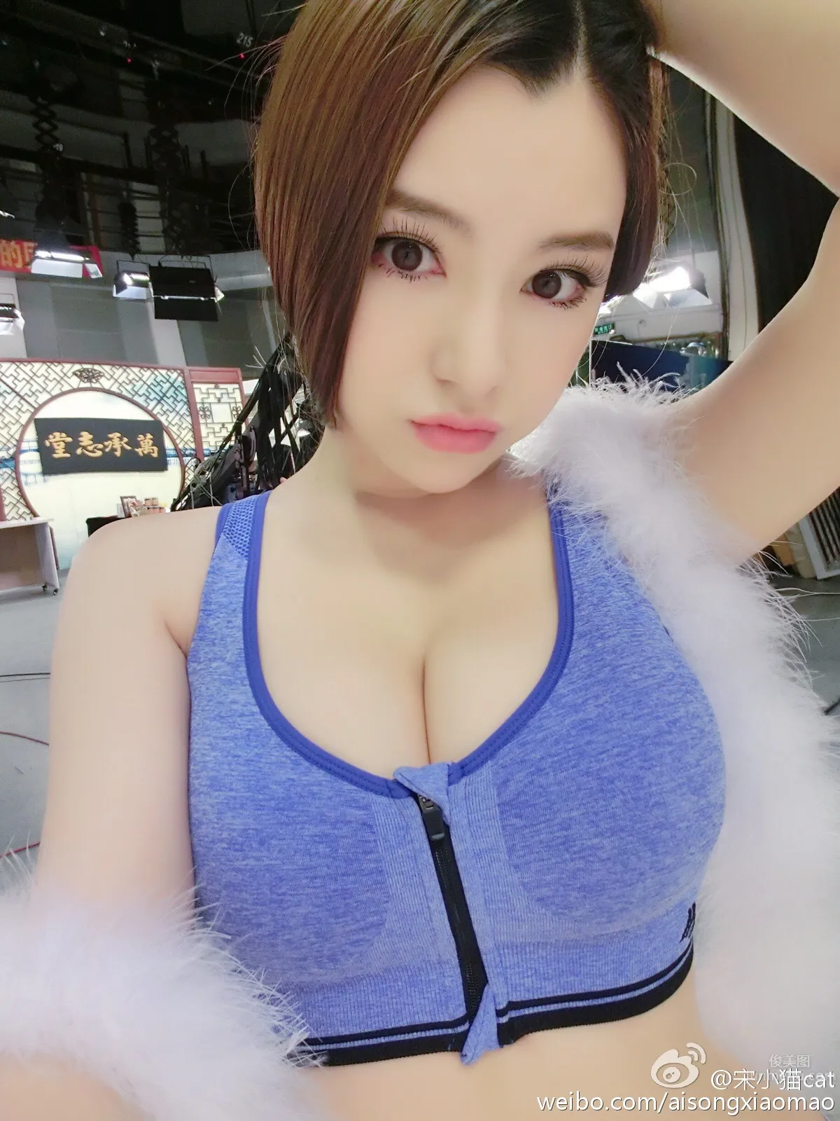 宋小貓cat- 最美胸模私房照 25