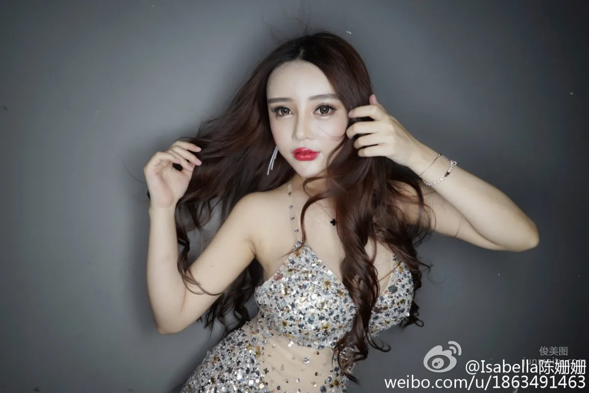 Isabella陳姗姗- 家居妩媚私房照 19