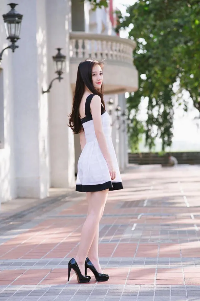 越南奶茶妹(Vũ Phương Anh)- 極品氣質清新脫俗寫真 8