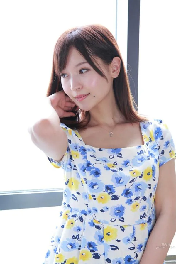 夏目百合子- 家居私房寫真 32