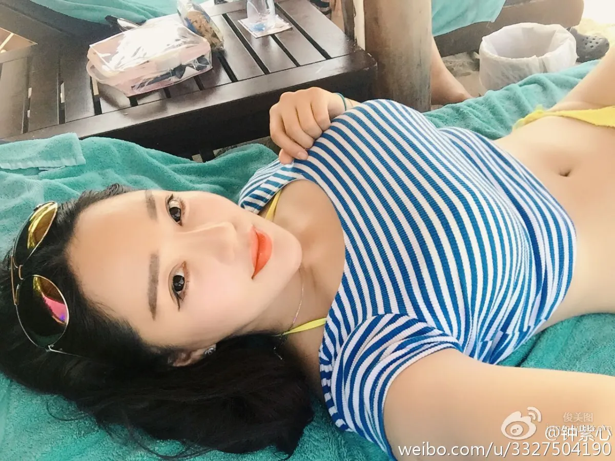鐘紫心(楊紫璐)- 比基尼誘惑私房照 22
