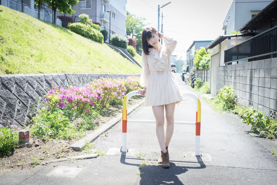 河村美咲- 透き通るような色白美女_12