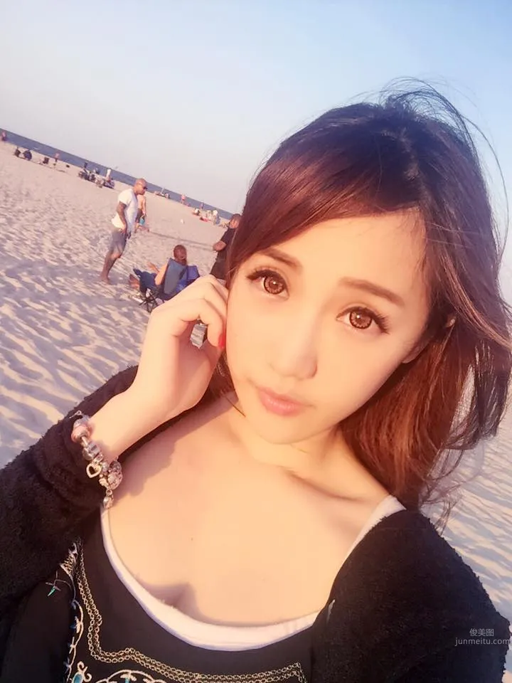 小容(黄容安)- 32C萌系甜心电玩正妹SG_11