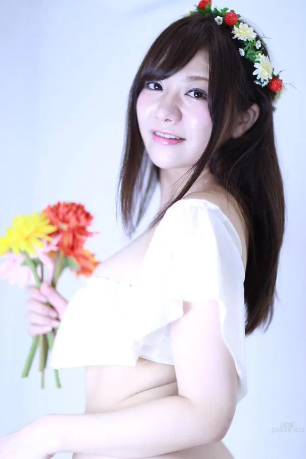 小熊繪理- 妩媚動人私房寫真 8