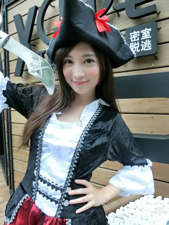 江滴滴(江若宁)- 爱打电动的正妹模特儿_8