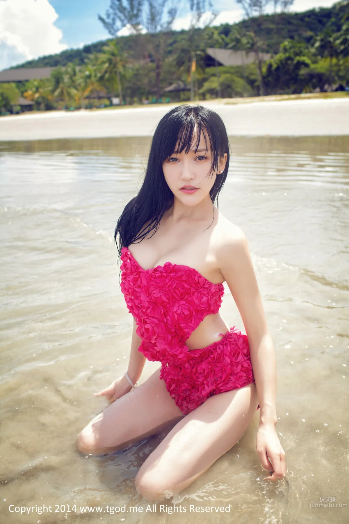 楊上萱- [TGOD推女神] 嬌豔的玫瑰 沙巴系列～ 13